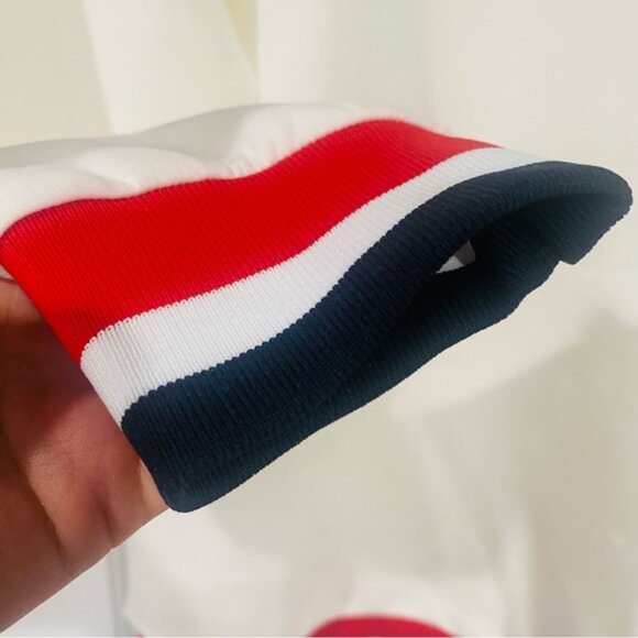 Moncler Men’s Logo Patch Crewneck Sweatshirt XL - Picture 6 of 6